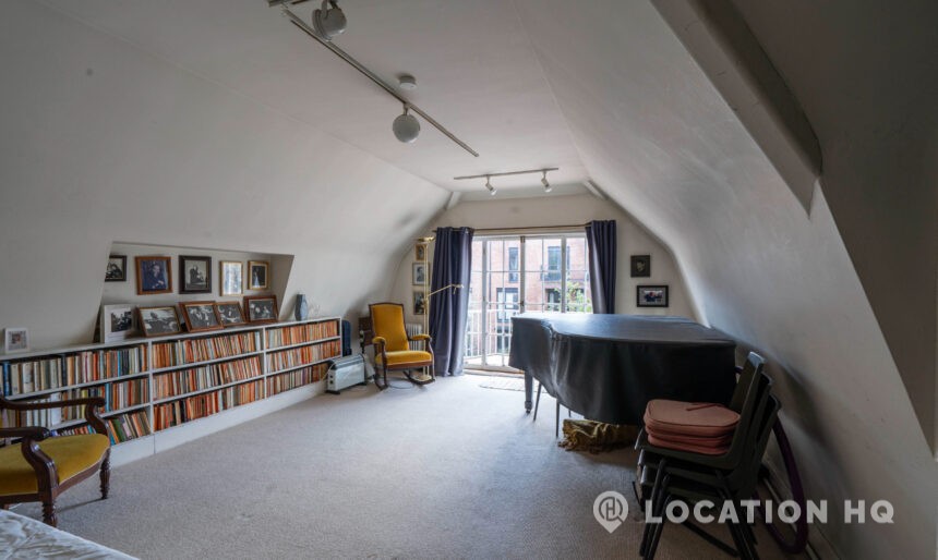 attic room film location