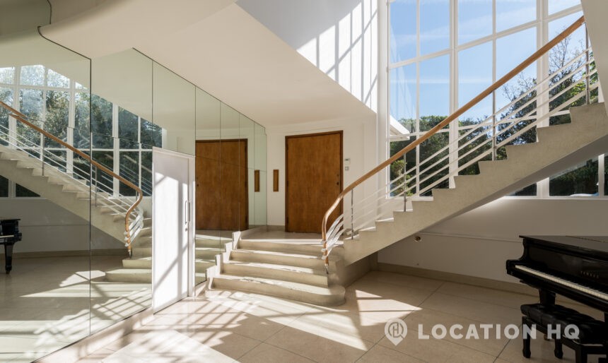 The Art Deco Country House