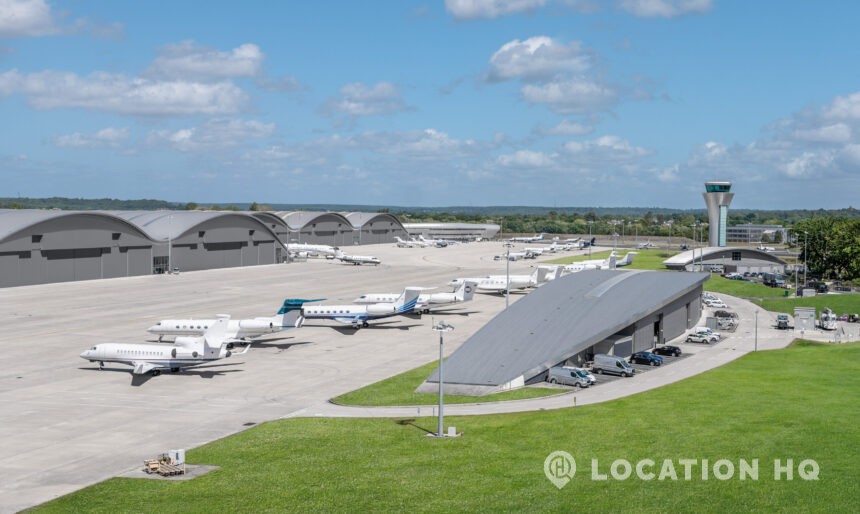 Ultra modern Airport