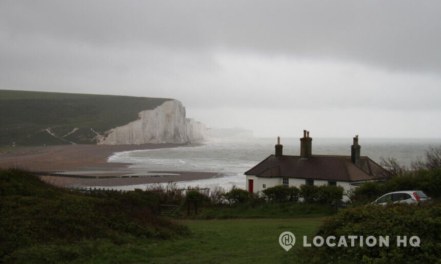 The Coastal Beach Cottage image 1