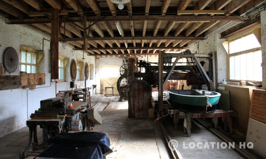 traditional georgian workshop