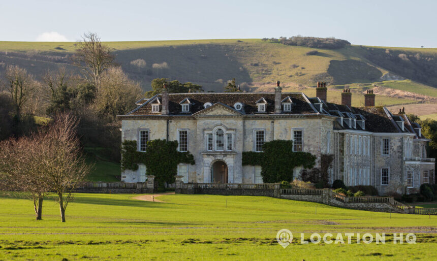 The Valley Manor House image 1