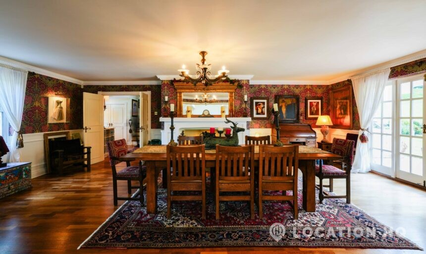 Dining room film location