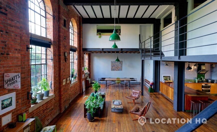 Curated visual reference: Gallery Detail: Warehouse Conversion Apartment Industrial New York Style