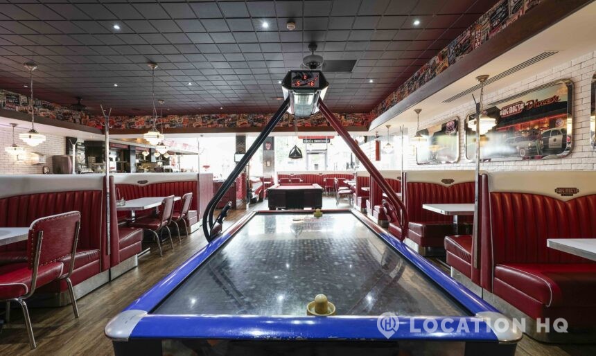 pooltable