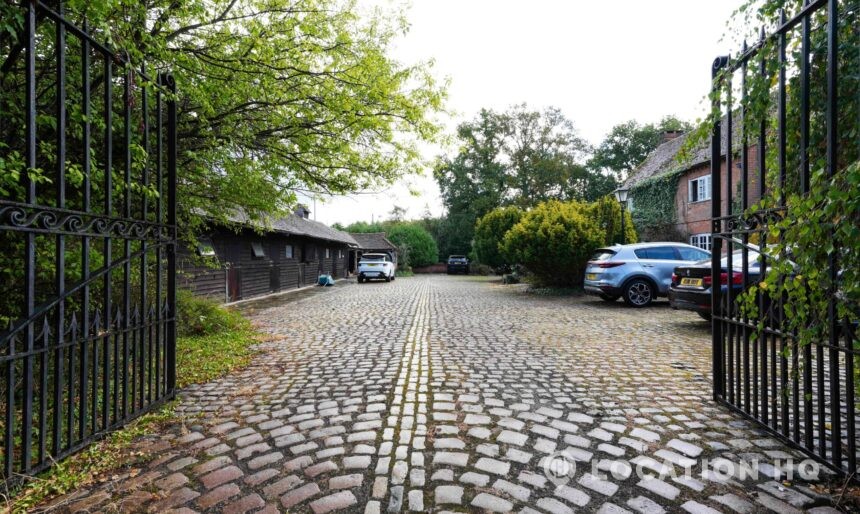cobbled farm film location