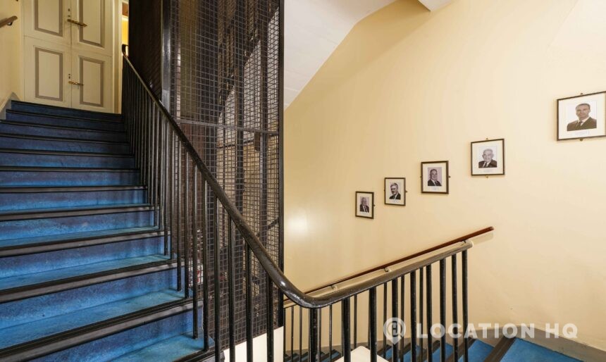 caged elevator caged lift