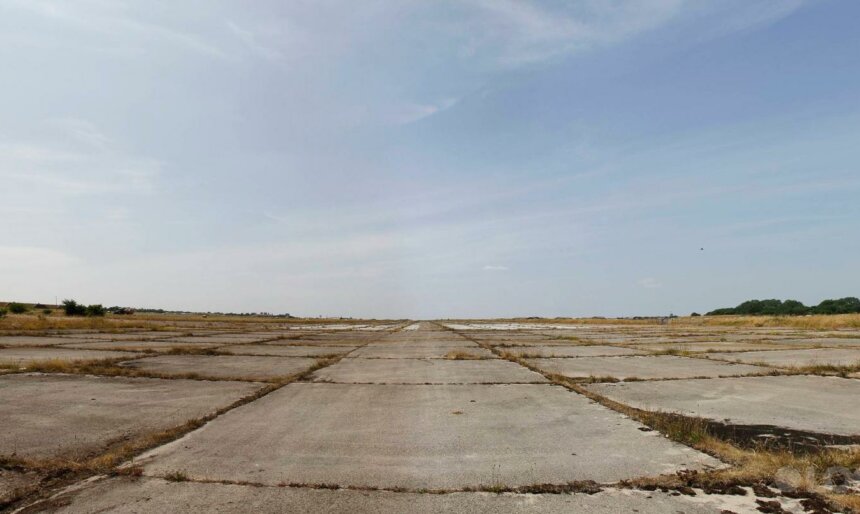 The Disused Hardstanding Runway image 2