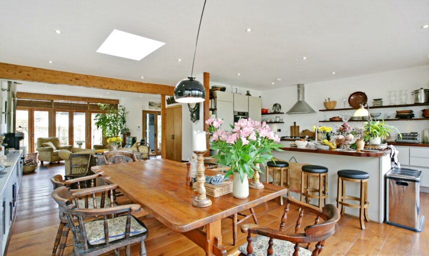 The Modern Open Plan House image 3