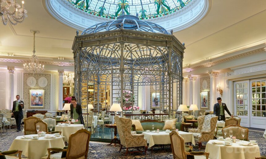 The Grand Hotel London image 2