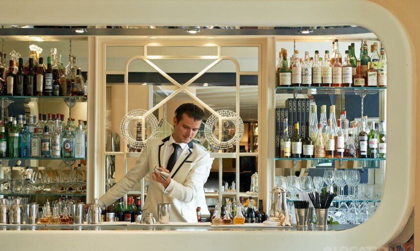 cocktail bar film location London