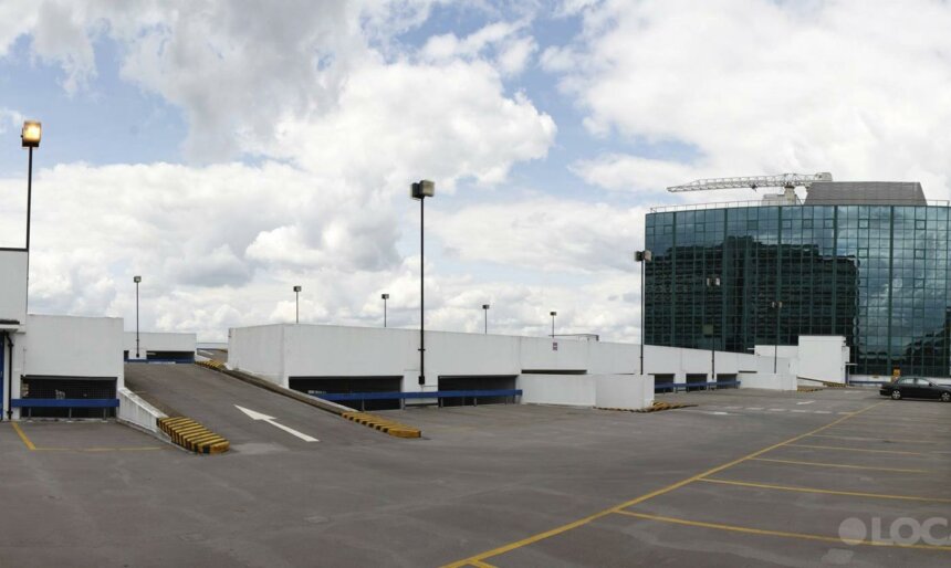 Rooftop Car Park Multi Story London image 3