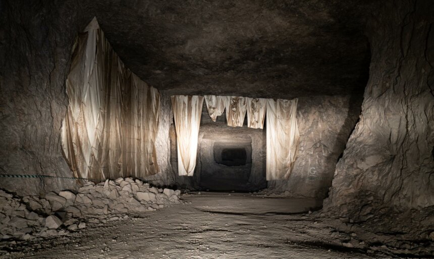 The Huge Underground Mine image 2