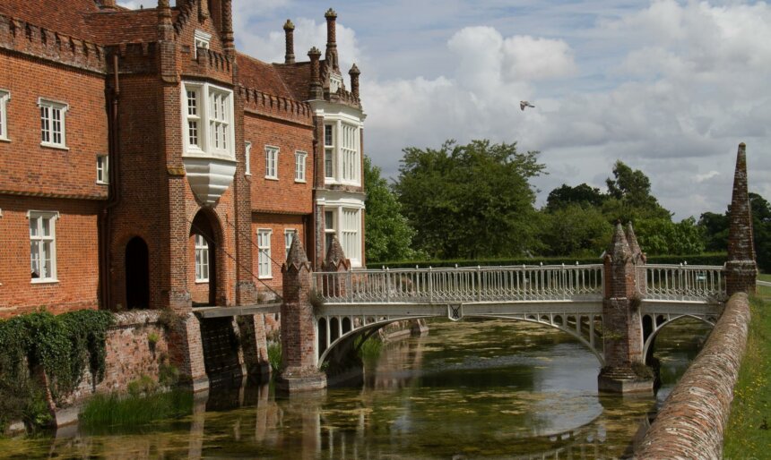 The Moated Country House image 3