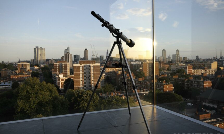 Spectacular views from a North London Penthouse available for TV and film productions or photography