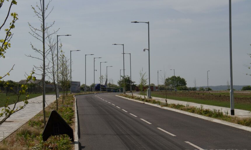 Private roadway controllable