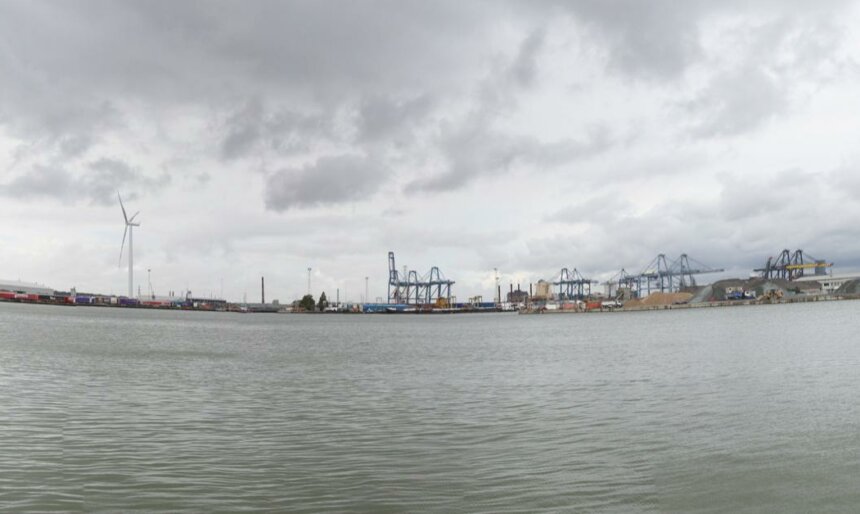 The Dockyard and Port image 2