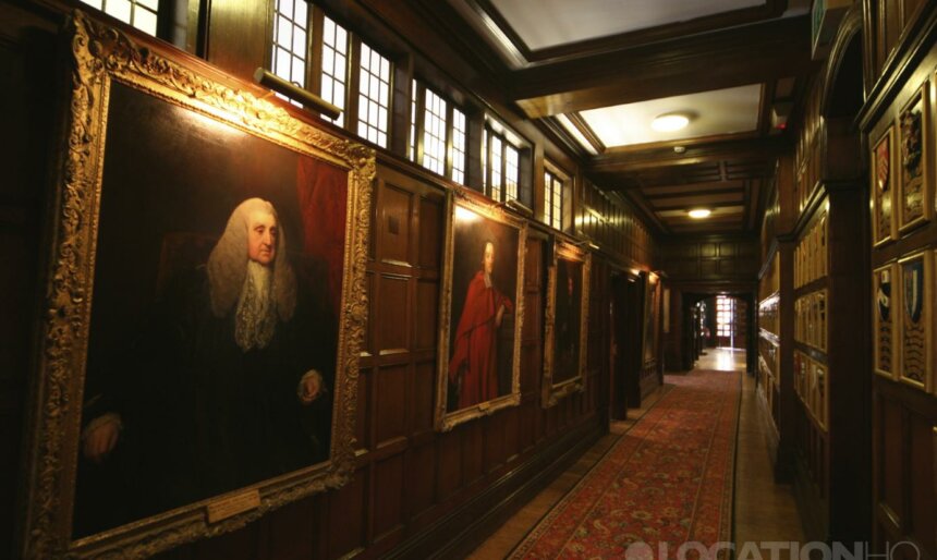 traditional Minstrel gallery