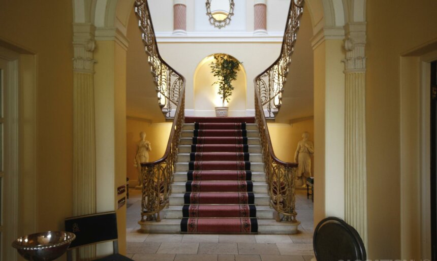grand staircase film location