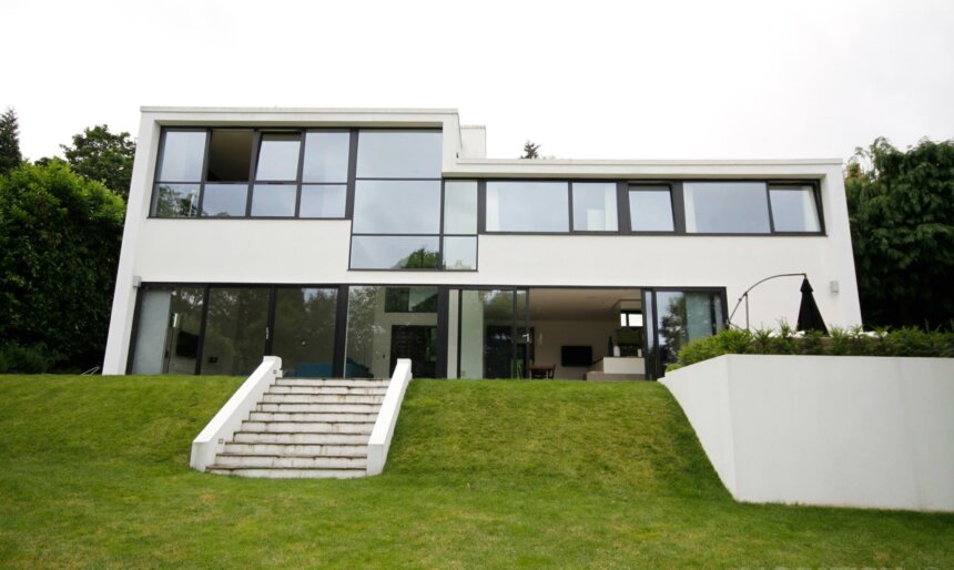 The Modernist Art Deco House image 1