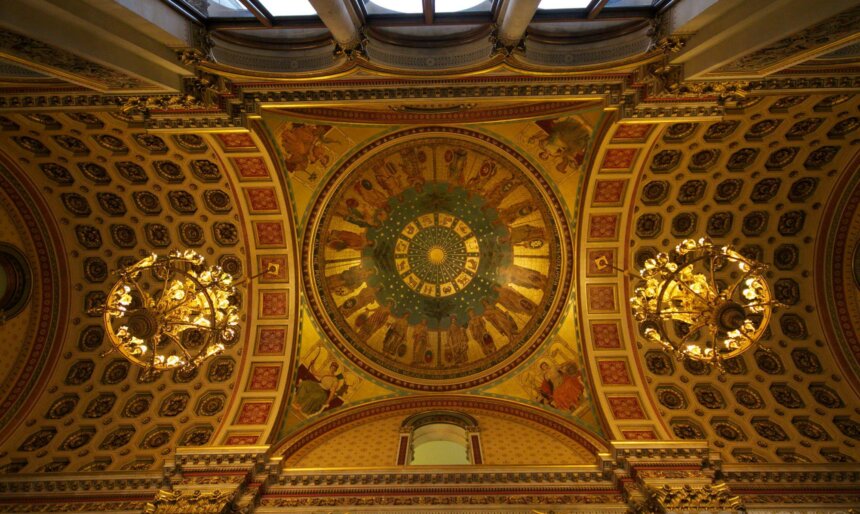 Beautiful ceiling