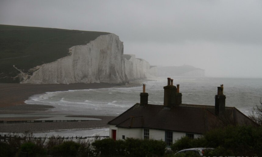 The Coastal Beach Cottage image 1