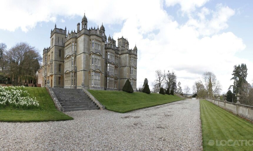 The Elizabethan Mansion image 1