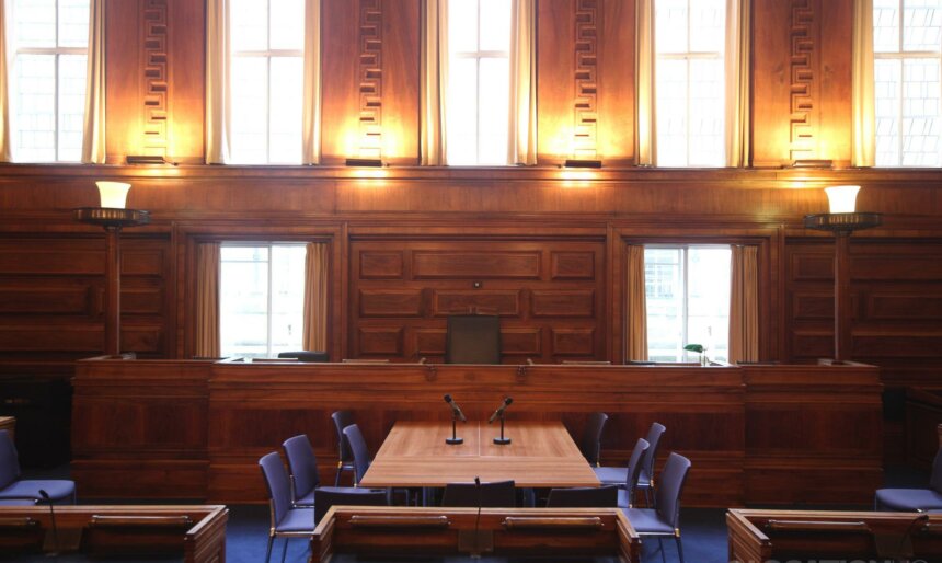The Empty Court House image 3