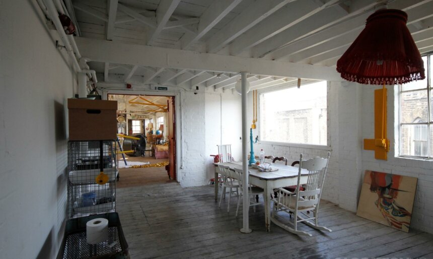 Photographic studio