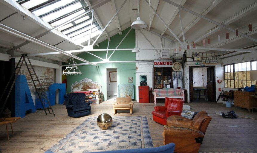 student digs film location