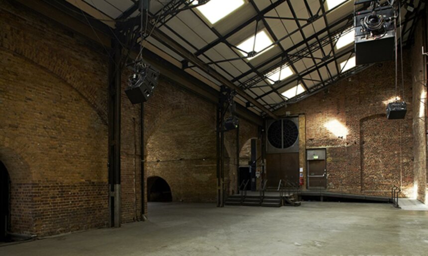 empty warehouse for events and filming image 1