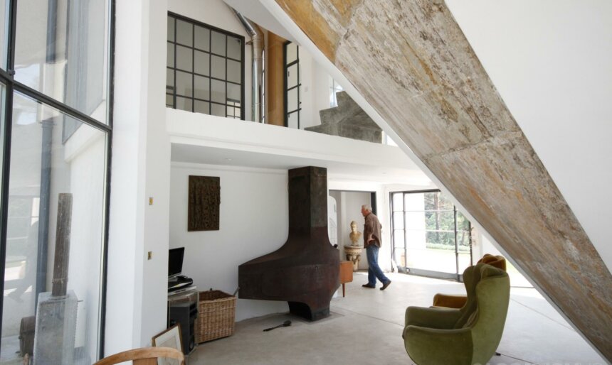 Grand Designed House image 2