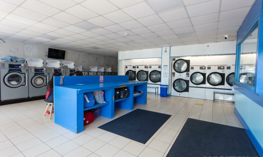 The Retro Launderette image 2