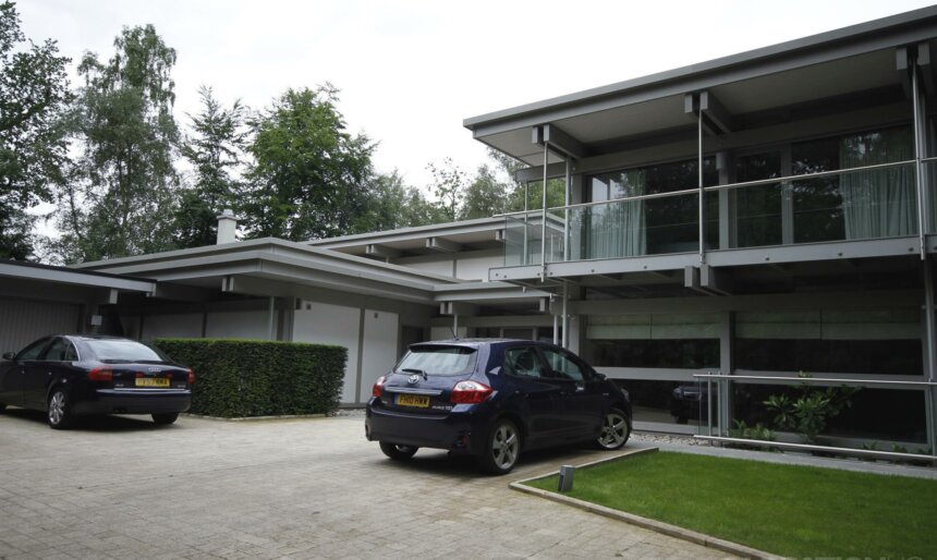 The Contemporary Modern House image 1