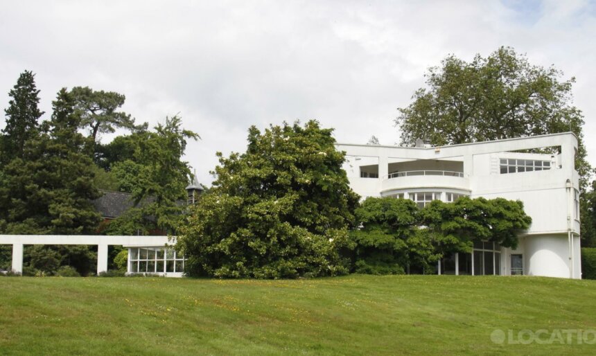 The Art Deco Country House image 2