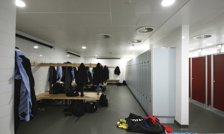 changing room locker room film location