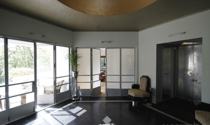 Art Deco Home image 3