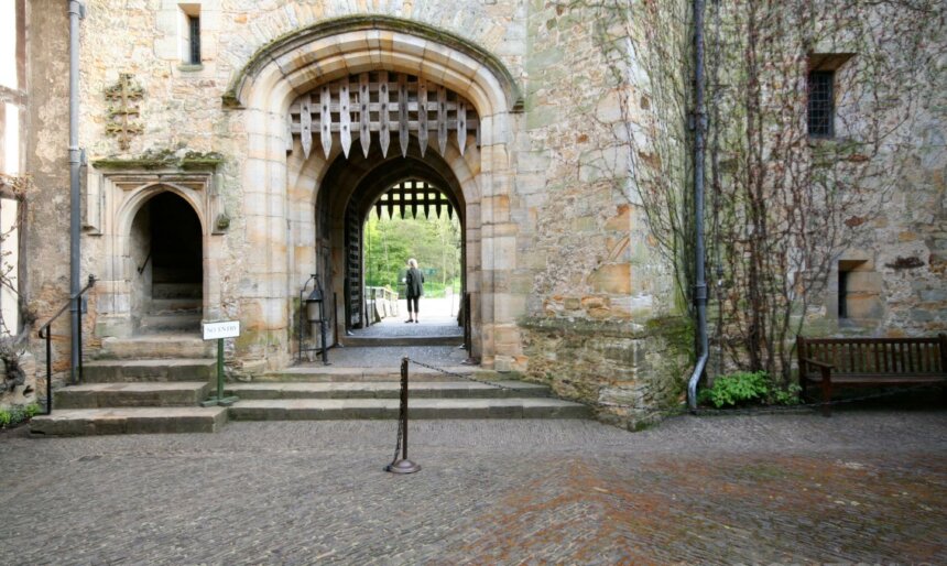 The Moated Castle image 2