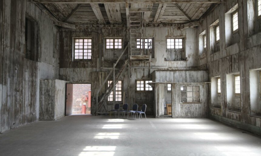 The Victorian Warehouse in Distressed White image 1