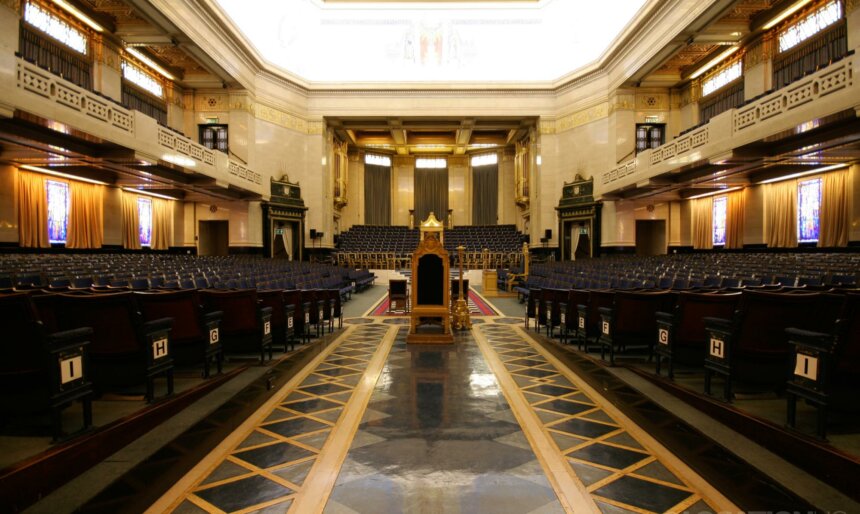 The Art Deco Grand Hall image 3