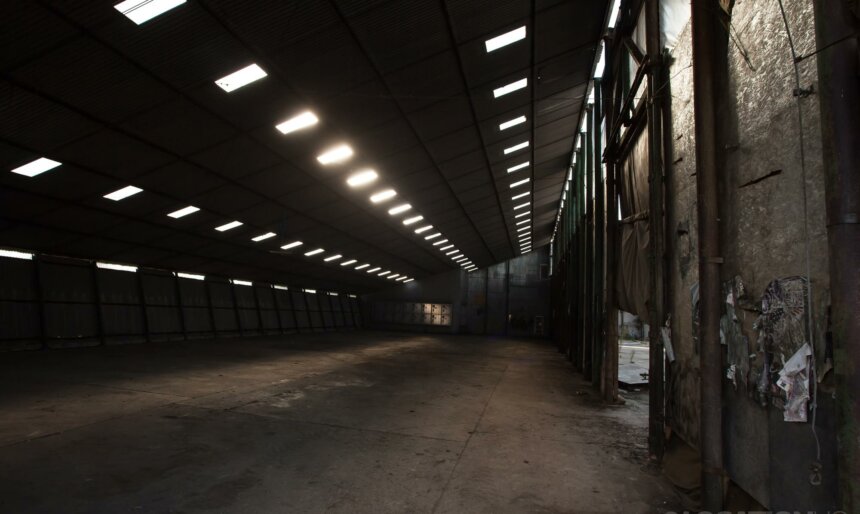 WWI WW1 hangar