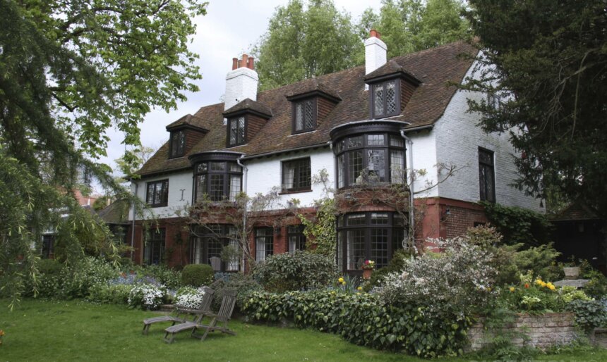 The Traditional Country Cottage