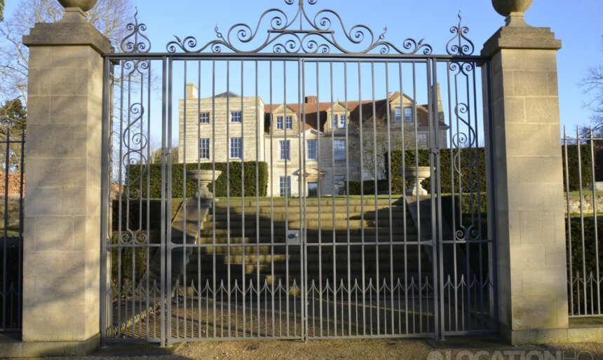 The Country Manor with Swimming Pool