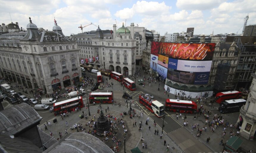 Piccadilly Circus