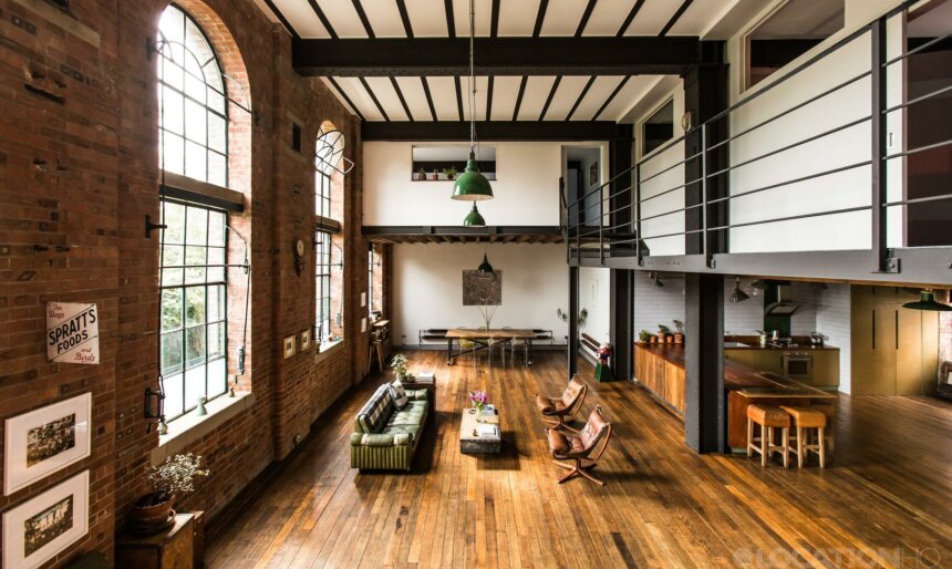 mezzanine warehouse apartment