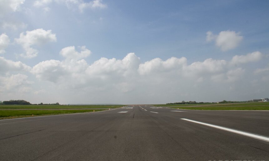 tartar runway run way film location