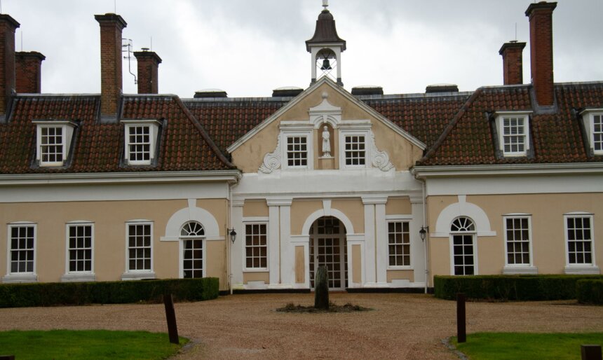 The Kent Country House