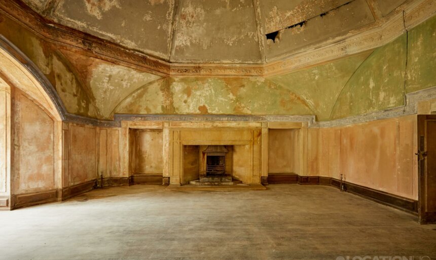 Distressed abandoned Manor House faded grandeur filming location image 2
