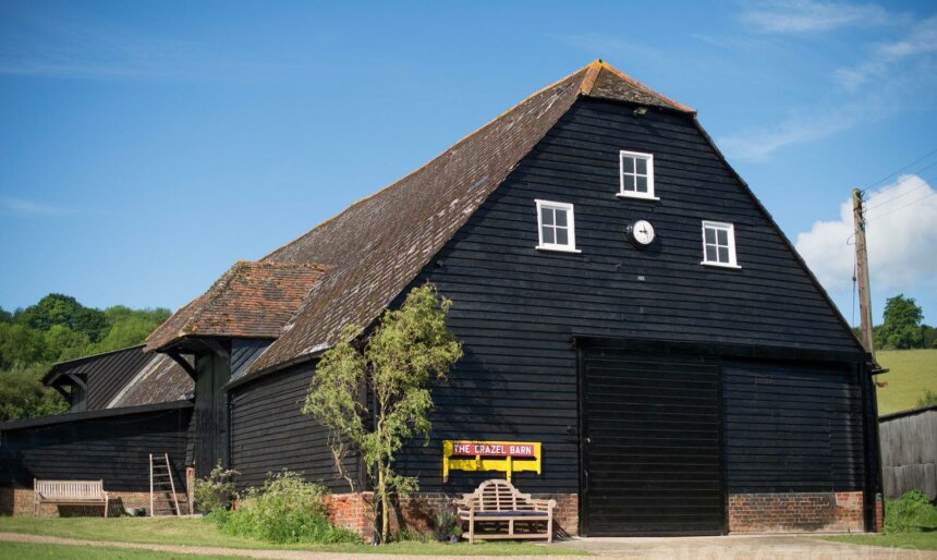 The American Barn And Lodge