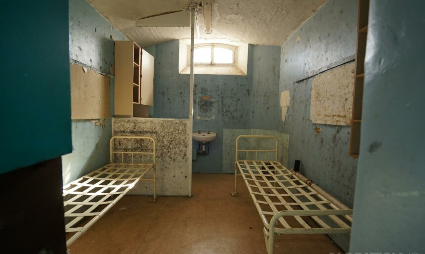 Prison cell filming